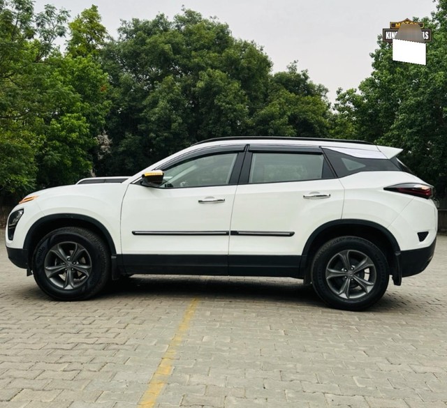 Second-hand 2020 Tata Harrier Camo XT Plus for sale in New Delhi-3