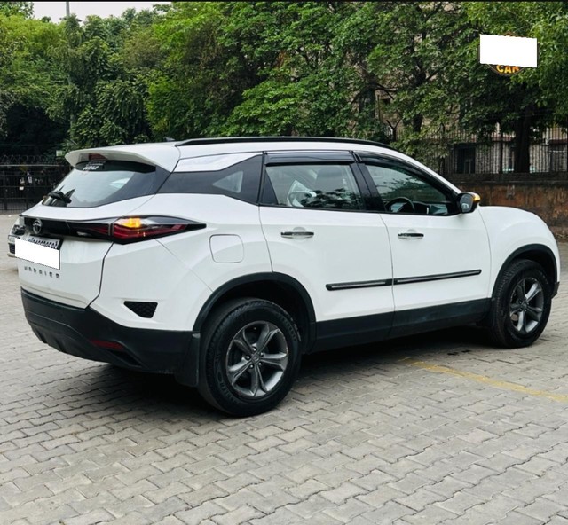 Second-hand 2020 Tata Harrier Camo XT Plus for sale in New Delhi-2