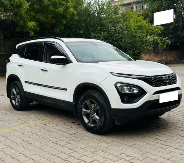 Second-hand 2020 Tata Harrier Camo XT Plus for sale in New Delhi-6