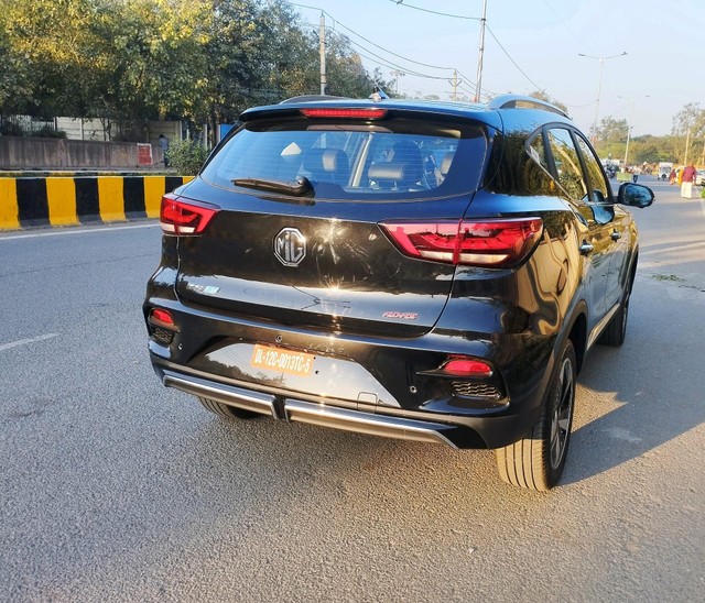 MG ZS EV Essence - Photo 8