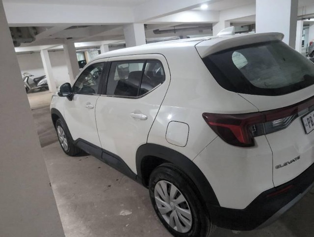 Honda Elevate V Non RF Second-hand 2024 Honda Elevate V Non RF for sale in Dera Bassi-3