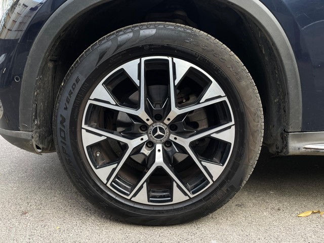 Second-hand 2023 Mercedes-Benz GLC 220d 4MATIC for sale in Mumbai-7