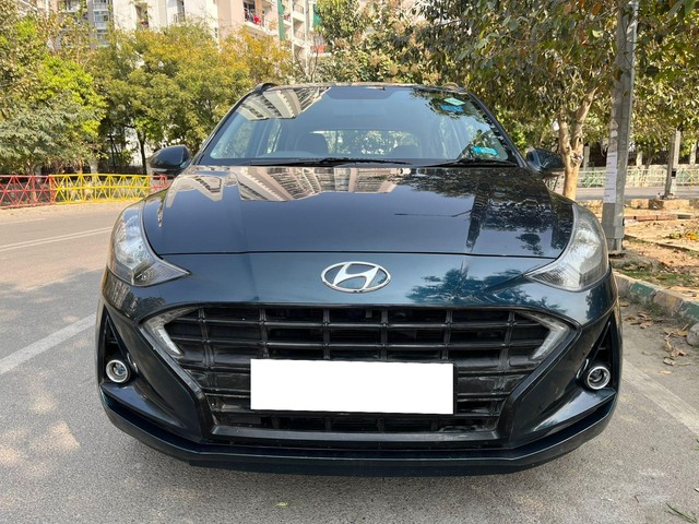 Second-hand 2021 Hyundai Grand i10 Nios Sportz CNG for sale in Noida-5