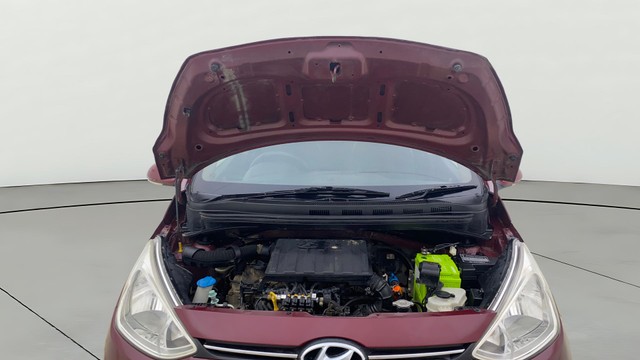 Second-hand 2015 Hyundai Grand i10 Sportz for sale in Ahmedabad-9