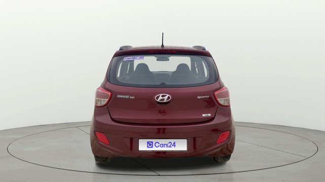Second-hand 2015 Hyundai Grand i10 Sportz for sale in Ahmedabad-3