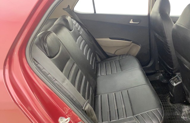 Second-hand 2015 Hyundai Grand i10 Sportz for sale in Ahmedabad-16