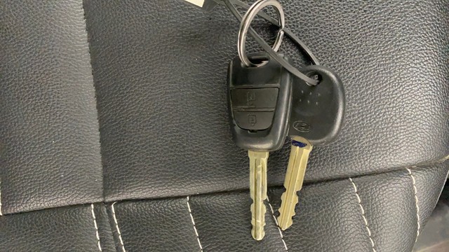 Second-hand 2015 Hyundai Grand i10 Sportz for sale in Ahmedabad-21