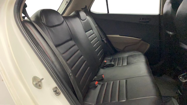 Second-hand 2016 Hyundai Grand i10 Magna for sale in Kochi-16