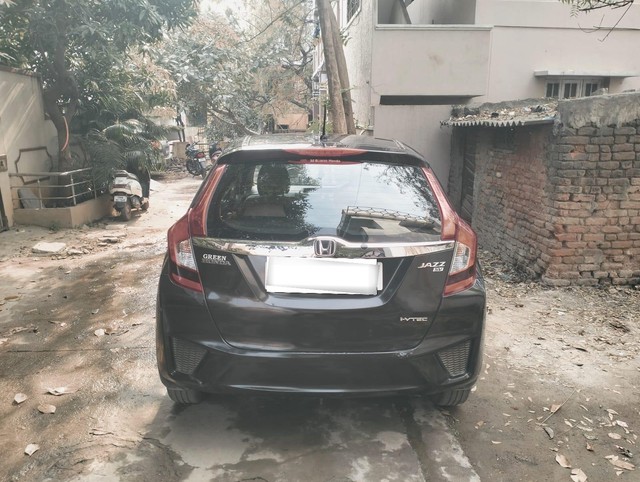 Second-hand 2016 Honda Jazz 1.2 V i VTEC for sale in Hyderabad-4