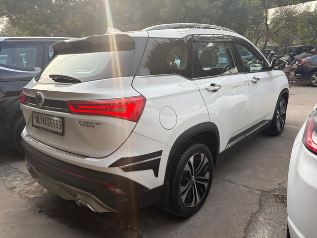 Second-hand 2022 MG Hector Sharp EX CVT for sale in New Delhi-3