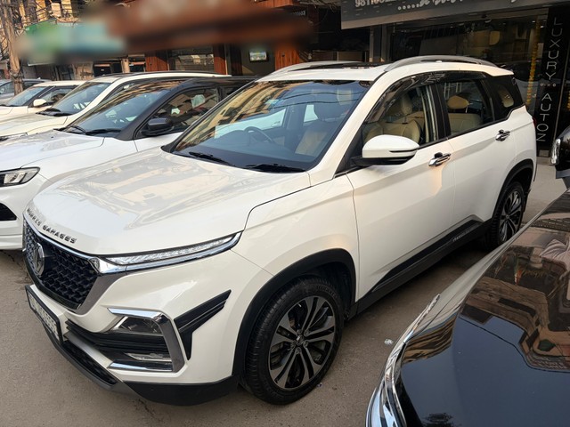 Second-hand 2022 MG Hector Sharp EX CVT for sale in New Delhi-2