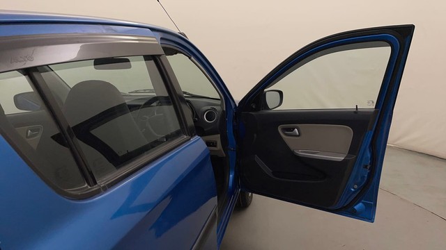 Second-hand 2016 Maruti Suzuki Alto K10 VXI for sale in Bangalore-16