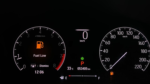 Second-hand 2020 Honda City ZX CVT for sale in Chennai-11