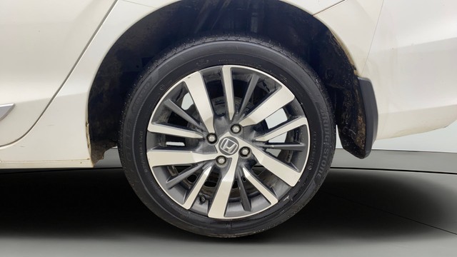 Second-hand 2020 Honda City ZX CVT for sale in Chennai-27