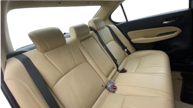 Second-hand 2020 Honda City ZX CVT for sale in Chennai-16