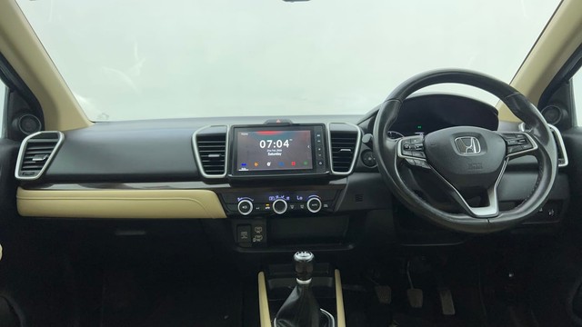 Second-hand 2022 Honda City ZX MT Diesel for sale in Ahmedabad-11