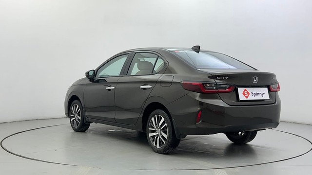 Second-hand 2022 Honda City ZX MT Diesel for sale in Ahmedabad-5