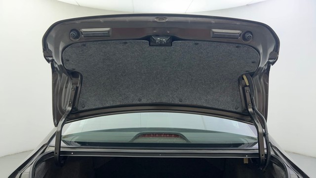 Second-hand 2022 Honda City ZX MT Diesel for sale in Ahmedabad-34