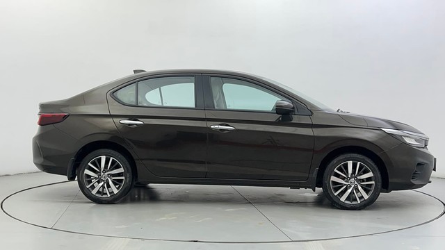 Second-hand 2022 Honda City ZX MT Diesel for sale in Ahmedabad-2