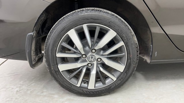 Second-hand 2021 Honda City ZX MT for sale in Pune-18