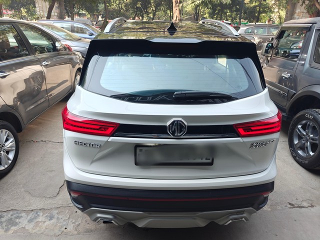 Second-hand 2022 MG Hector Sharp CVT for sale in New Delhi-2
