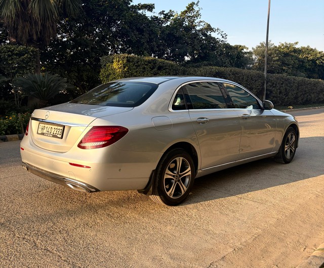Mercedes-Benz E-Class Exclusive E 220 d BSIV Second-hand 2019 Mercedes-Benz E-Class Exclusive E 220 d BSIV for sale in New Delhi-1