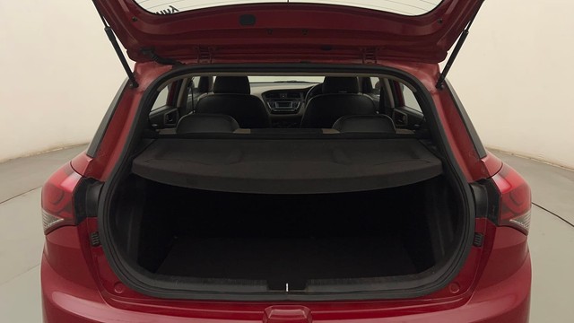 Second-hand 2017 Hyundai i20 Sportz 1.2 for sale in Mumbai-9