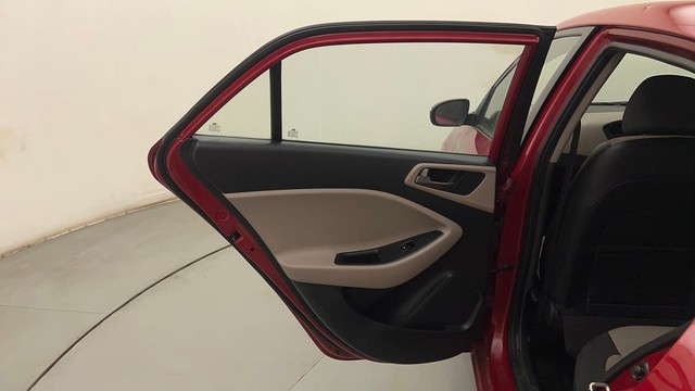 Second-hand 2017 Hyundai i20 Sportz 1.2 for sale in Mumbai-30