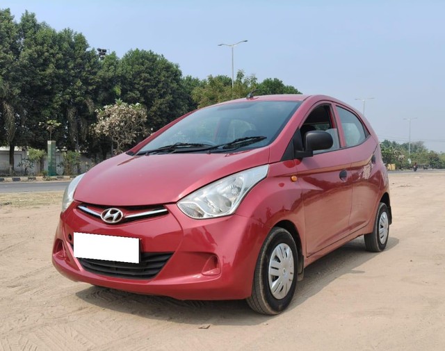 Second-hand 2016 Hyundai EON Era Plus for sale in Vadodara-4