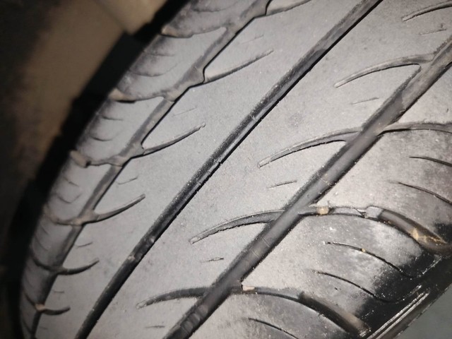 Second-hand 2017 Renault KWID 1.0 AMT RXT for sale in Coimbatore-38