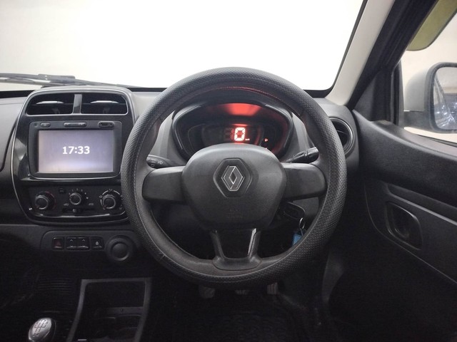 Second-hand 2017 Renault KWID 1.0 AMT RXT for sale in Coimbatore-31