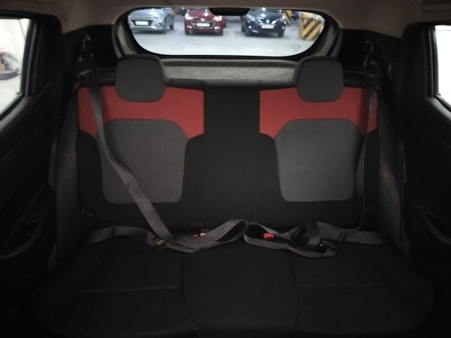 Second-hand 2017 Renault KWID 1.0 AMT RXT for sale in Coimbatore-28