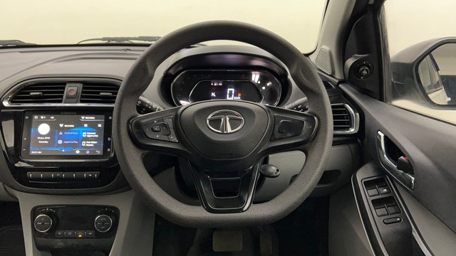 Second-hand 2021 Tata Tiago XZA AMT for sale in Mumbai-35