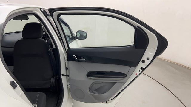 Second-hand 2021 Tata Tiago XZA AMT for sale in Mumbai-27