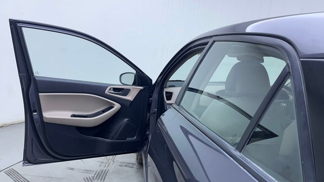 Second-hand 2017 Hyundai i20 1.2 Asta for sale in Hyderabad-25