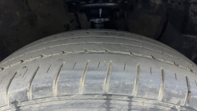 Second-hand 2017 Hyundai i20 1.2 Asta for sale in Hyderabad-34