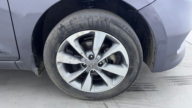 Second-hand 2017 Hyundai i20 1.2 Asta for sale in Hyderabad-17