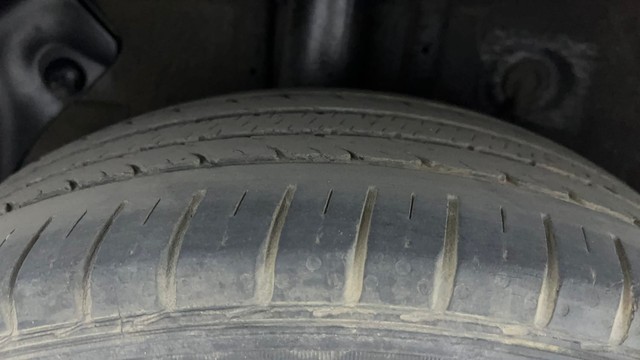 Second-hand 2017 Hyundai i20 1.2 Asta for sale in Hyderabad-35