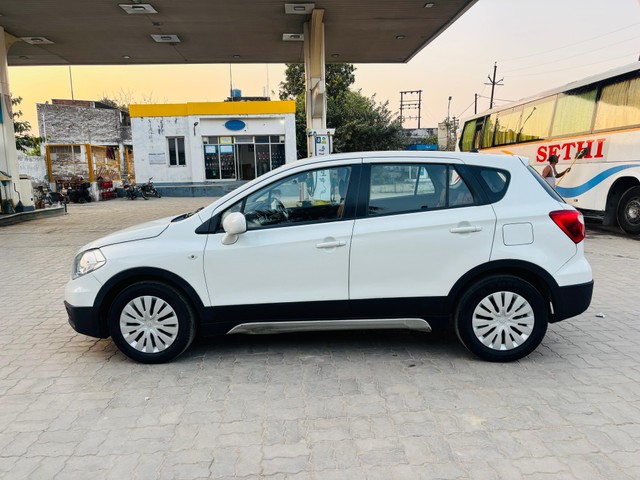 Maruti Suzuki S Cross Sigma DDiS 200 SH Second-hand 2017 Maruti Suzuki S Cross Sigma DDiS 200 SH for sale in Lucknow-2