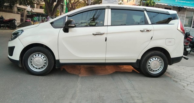 Mahindra Marazzo M2 8Str BSIV Second-hand 2020 Mahindra Marazzo M2 8Str BSIV for sale in Coimbatore-4