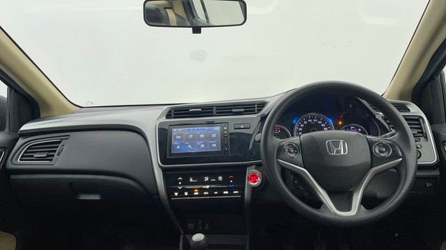 Second-hand 2021 Honda City 1.5 V MT Exclusive for sale in Chennai-11