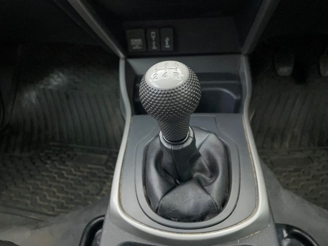 Second-hand 2021 Honda City 1.5 V MT Exclusive for sale in Chennai-12