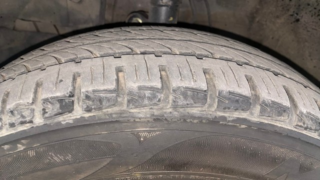 Second-hand 2021 Honda City 1.5 V MT Exclusive for sale in Chennai-32