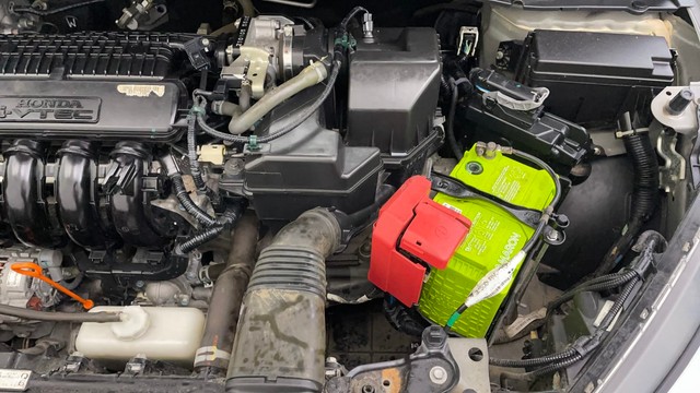 Second-hand 2021 Honda City 1.5 V MT Exclusive for sale in Chennai-33