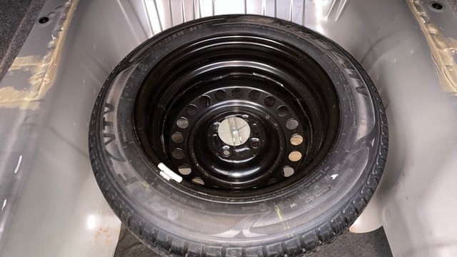 Second-hand 2021 Honda City 1.5 V MT Exclusive for sale in Chennai-21