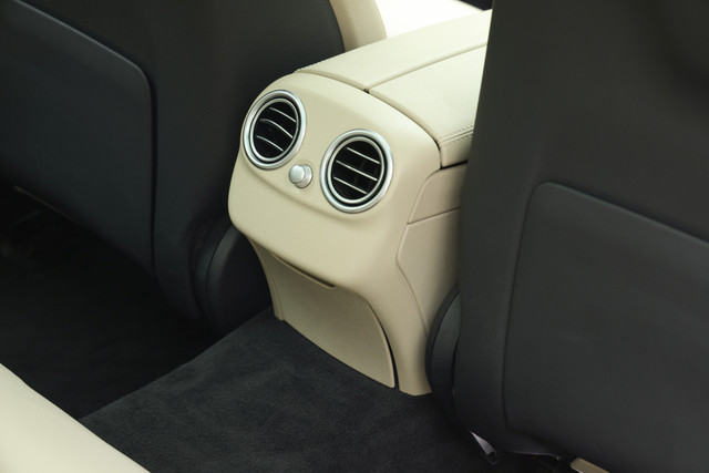 Mercedes-Benz C-Class Progressive C 200 Second-hand 2020 Mercedes-Benz C-Class Progressive C 200 for sale in Gurgaon-12