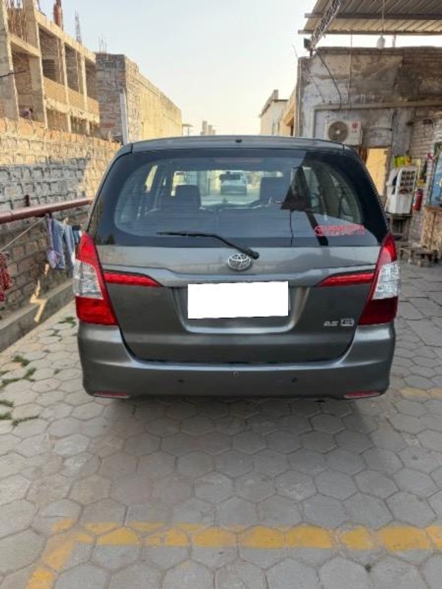 Second-hand 2014 Toyota Innova 2.5 GX (Diesel) 7 Seater BS IV for sale in Jodhpur-2