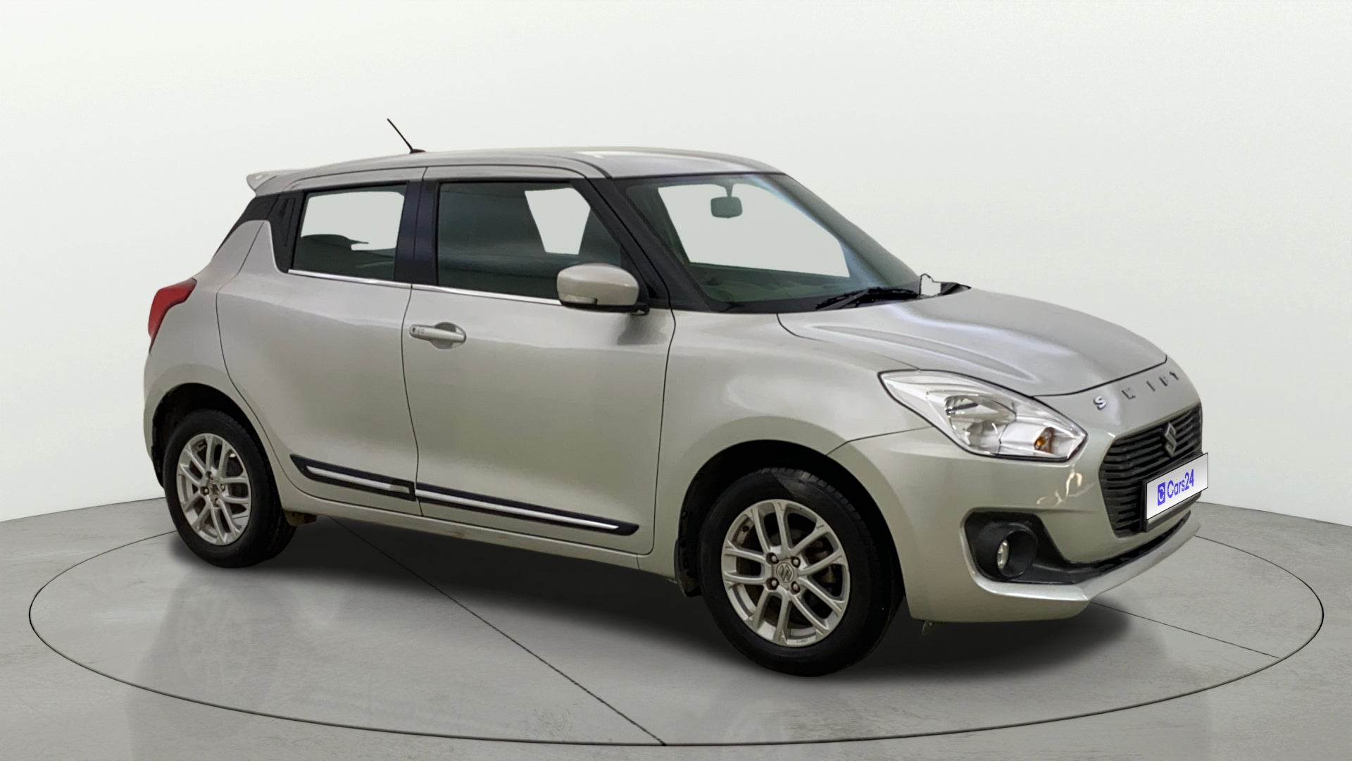 Buy Used Maruti Swift ZXI AMT of 2018 model @ 4,31,733 INR in