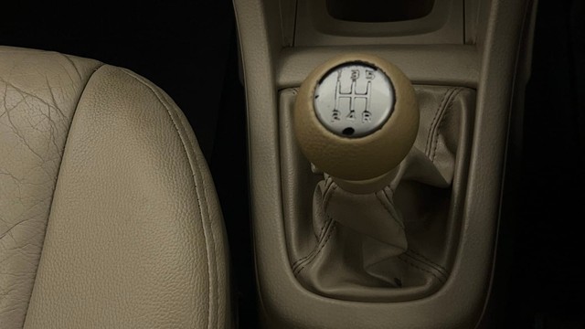 Second-hand 2013 Maruti Suzuki Swift Dzire VXI for sale in Chandigarh-12