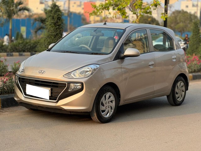 Second-hand 2021 Hyundai Santro Sportz AMT for sale in Hyderabad-4